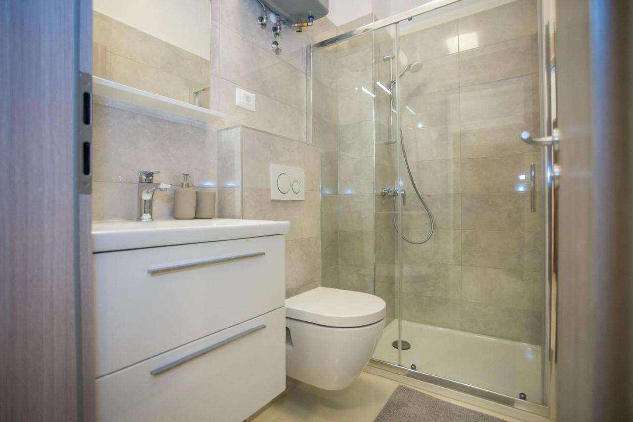 Holiday Home Camellia Porec Exterior photo