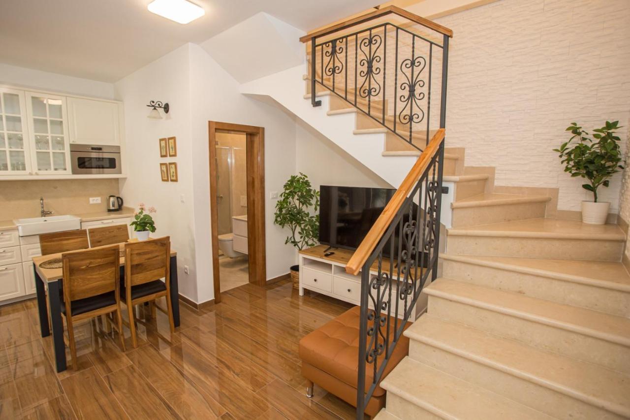 Holiday Home Camellia Porec Exterior photo